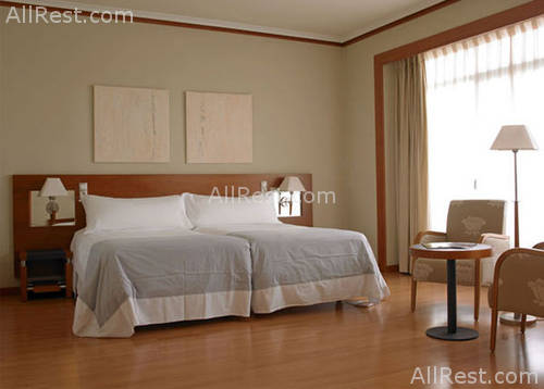 Tryp Menfis 10
